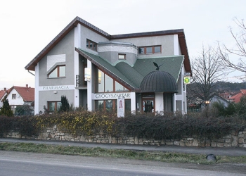 Szent Ilona Gyógyszertár »